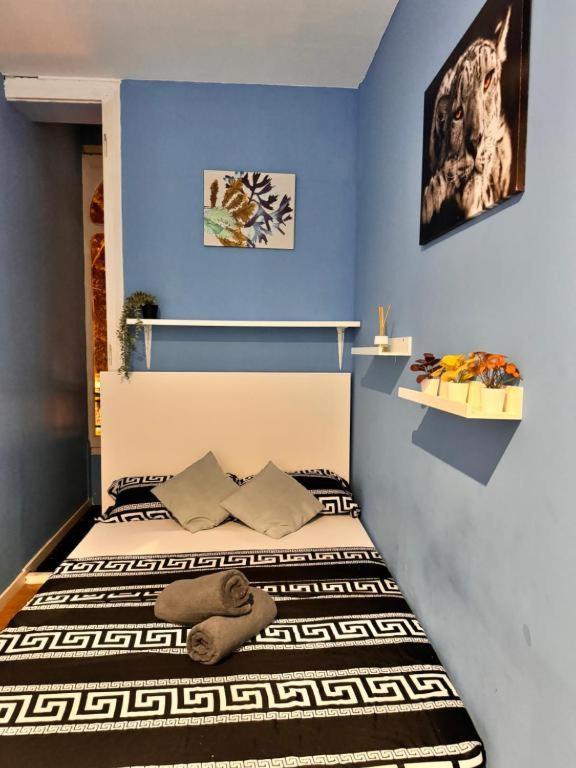 ברצלונה Rooms In Spacious Apartment In City Center מראה חיצוני תמונה